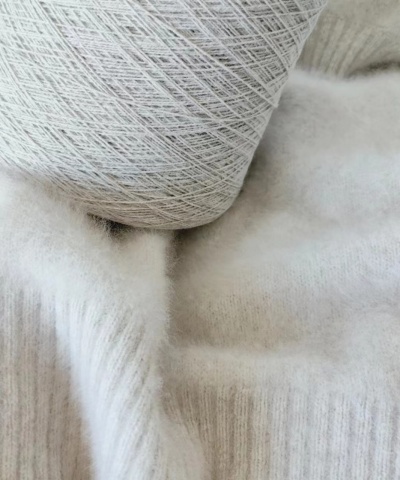 Fox fiber yarn