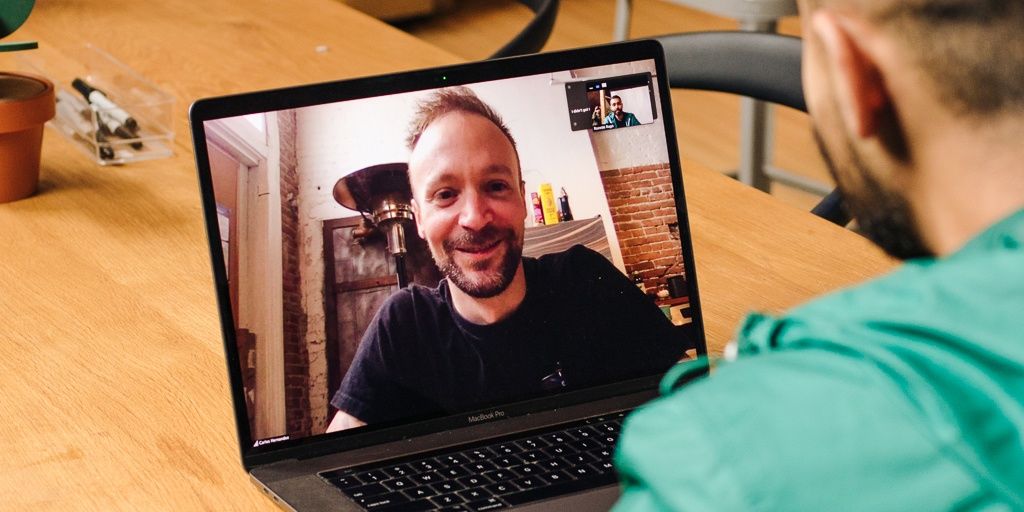 我用钉钉/ Teams/ WebexQ也可以拥有“云视频会议室”吗Q? srcset=